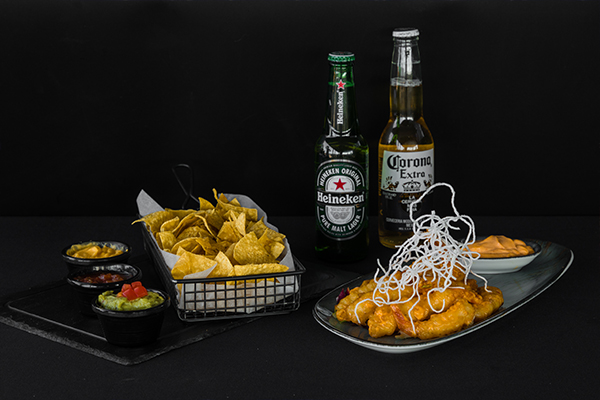 Emperor Night Club Dubai - Dine, Drinks, Food
